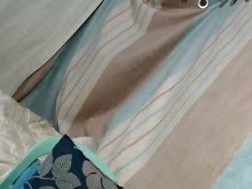 urlovely_ariana