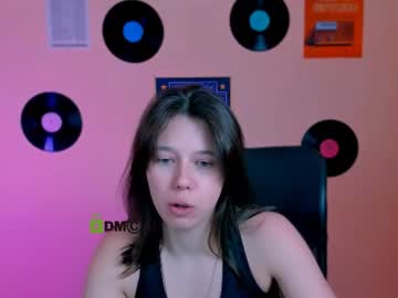 vanessa_creamy