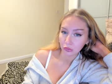 ava_james1