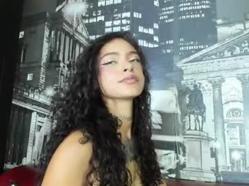 caroline_clark420