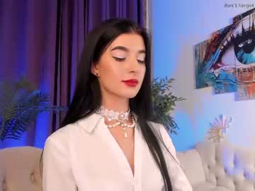 laura_coy