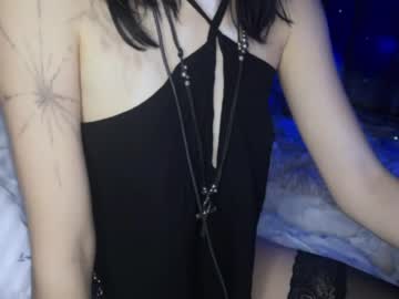 luna_dark1