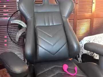 maskedgirl01