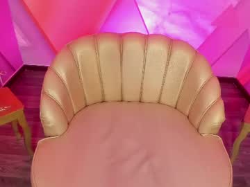 mila_blonde1