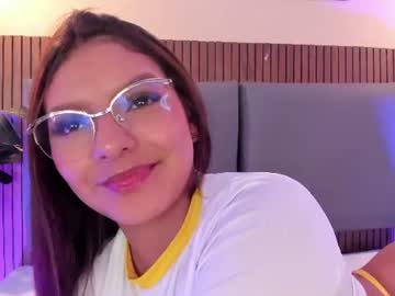 nicolleevan_