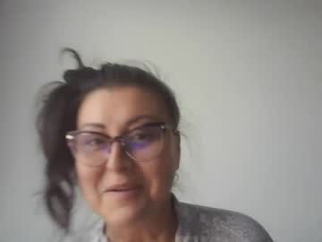nika_gucci