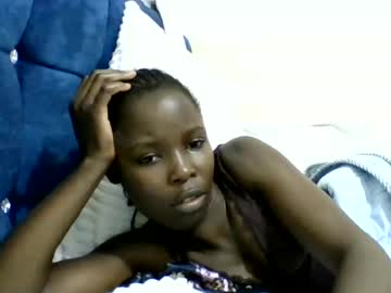pretty_petite_ebony