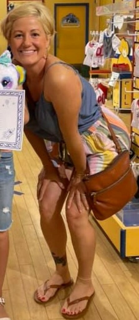Angel redhead milf sexy legs/feet/face — 58