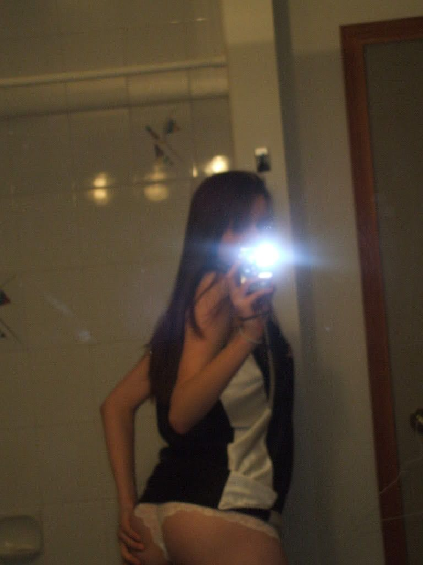 Selfies of a lonely Girl — 35