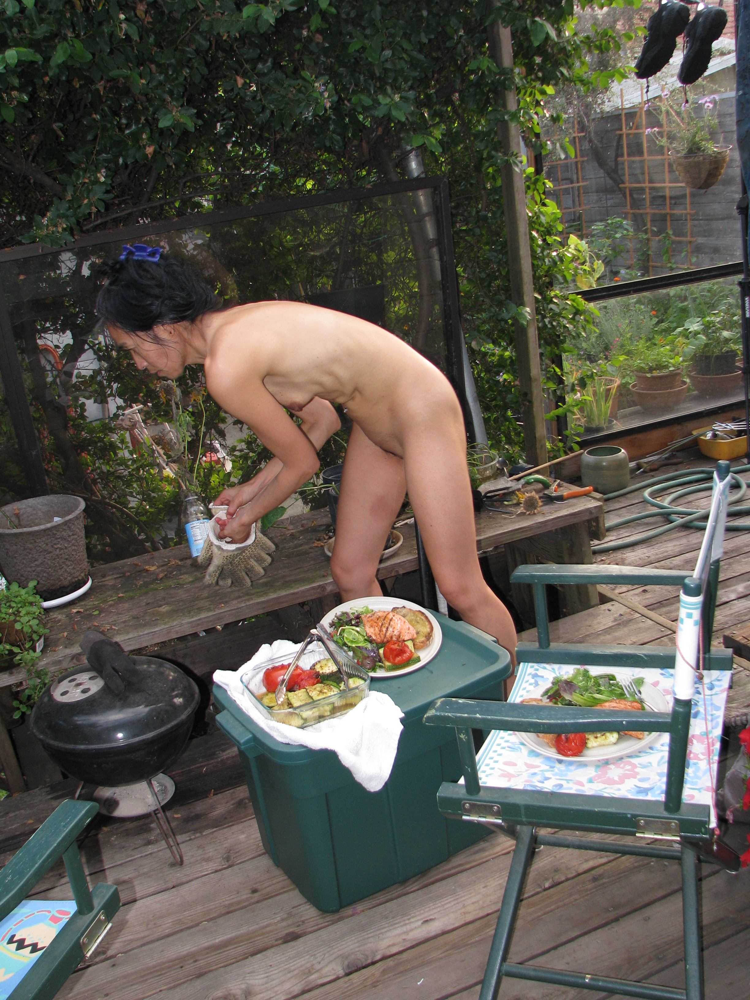 Suzie Skinny Asian Love to be outdoors Naked !! — 5
