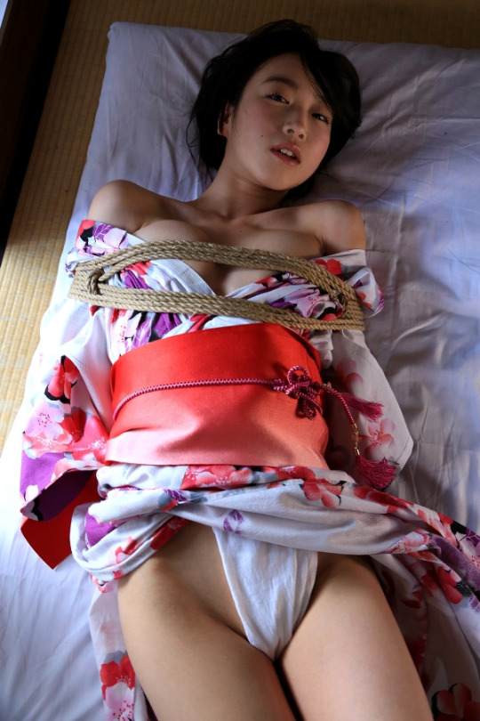 Ropes - gentle erotica — 15