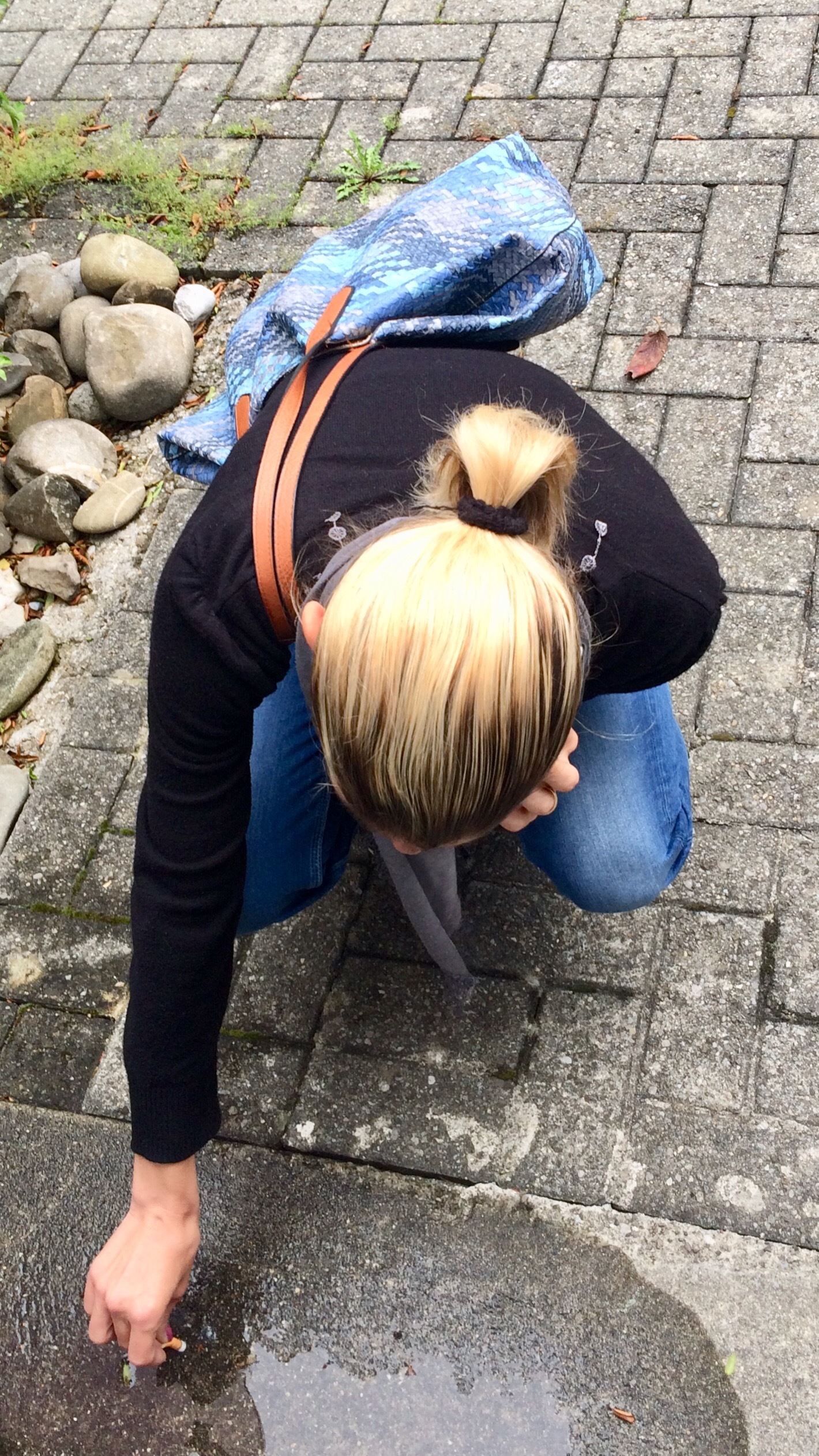 Flat / small Tits / K(l)eine Titten — 24