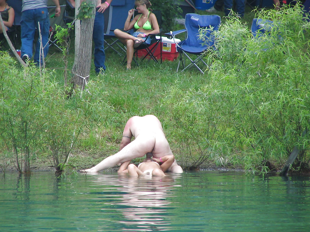 Public Outdoor Sex — 27